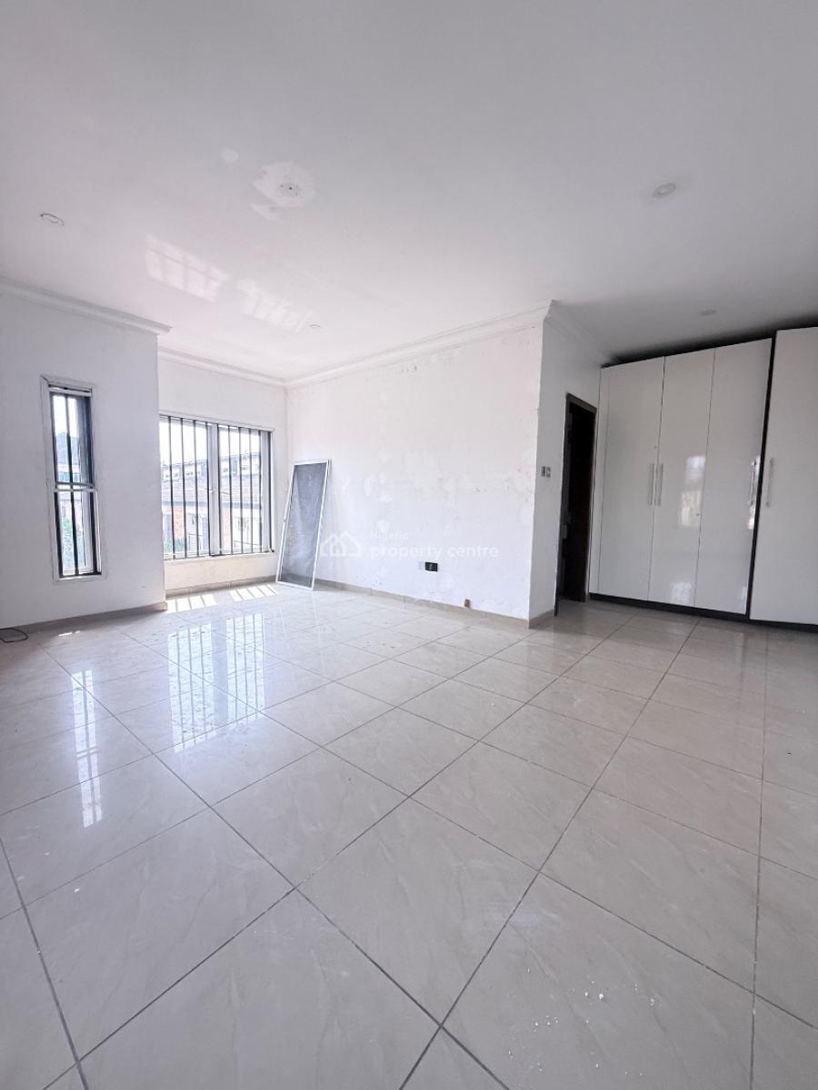 4-bedroom Terrace Duplex, Osapa London, Osapa, Lekki, Lagos, Flat / Apartment for Sale