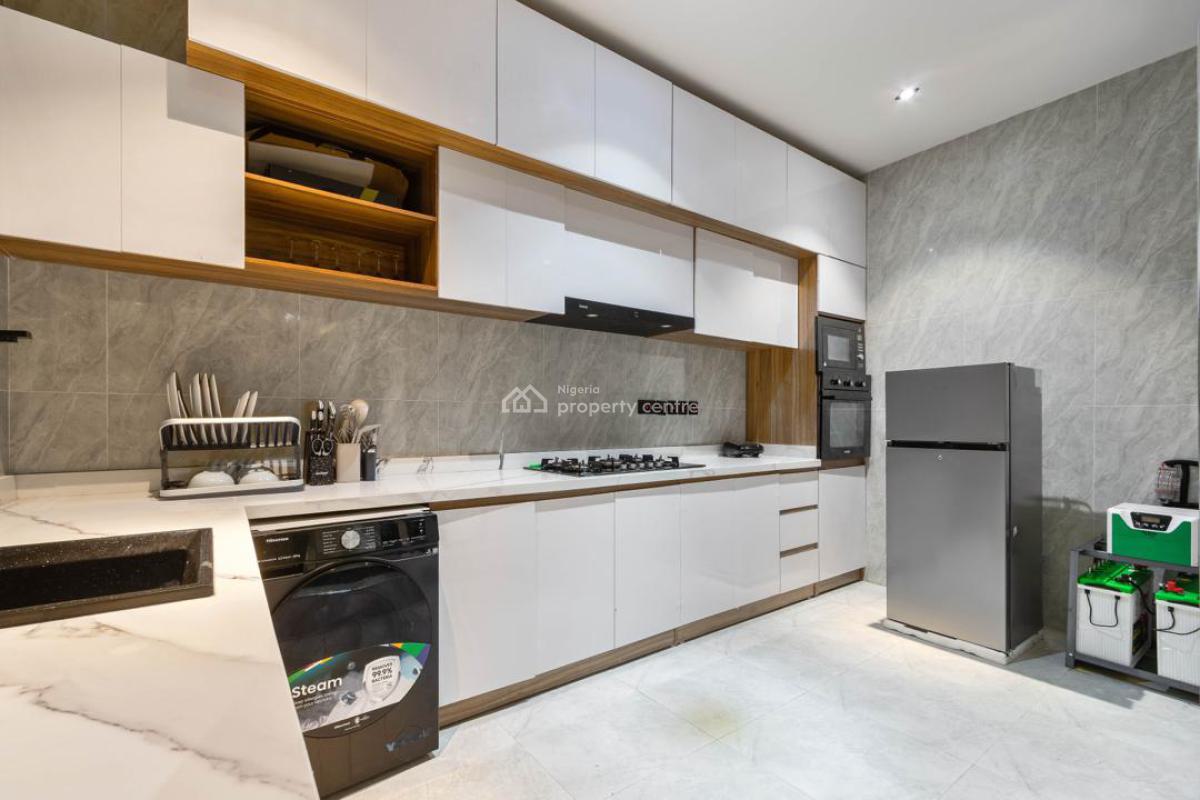 Luxurious 2 Bedroom Apartment, Lekki Phase 1, Lekki, Lagos, Flat / Apartment Short Let