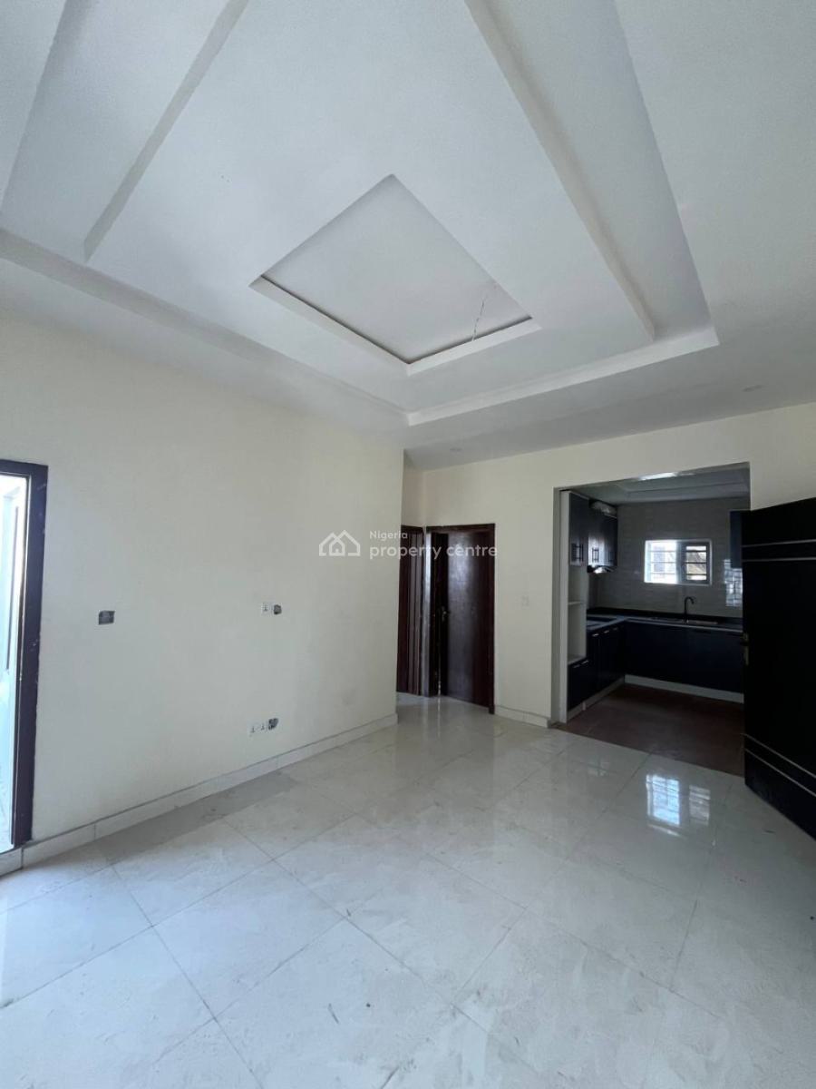 2 Bedroom Apartment, Ikota, Lekki, Lagos, Flat / Apartment for Sale