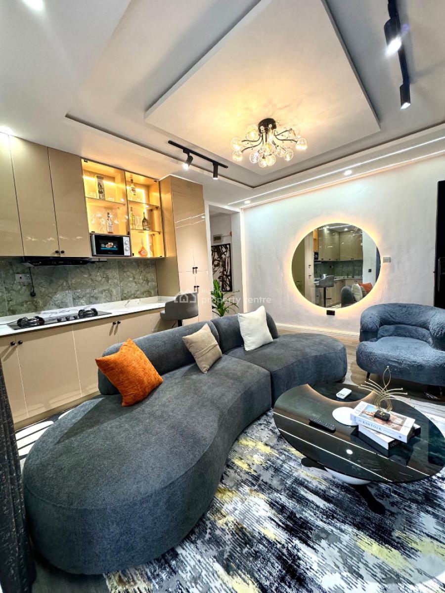 Luxury 1-bedroom Waterfront Duplex in The Heart of Lekki Phase 1, Lekki Phase 1, Lekki, Lagos, Flat / Apartment Short Let