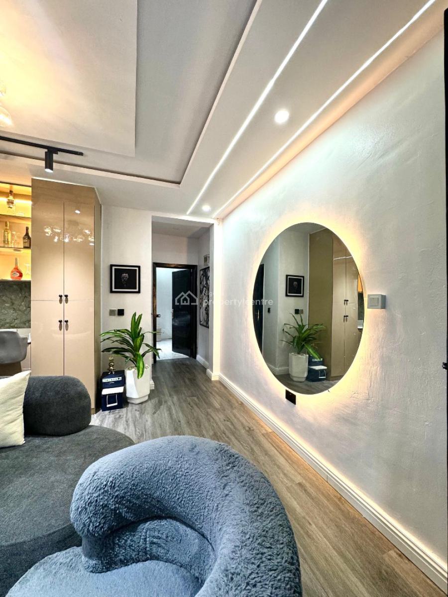 Luxury 1-bedroom Waterfront Duplex in The Heart of Lekki Phase 1, Lekki Phase 1, Lekki, Lagos, Flat / Apartment Short Let