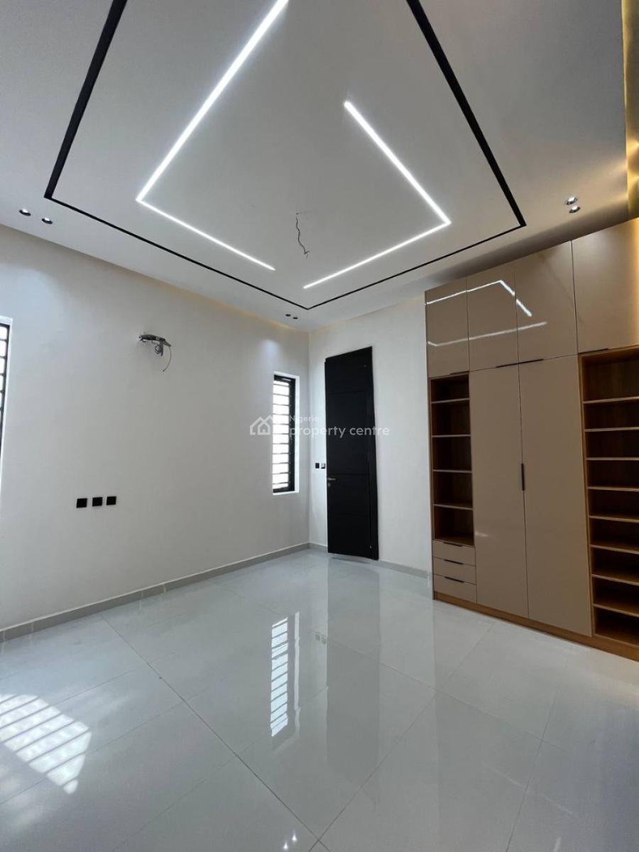 5 Bedroom Detached House, Ikota, Lekki, Lagos, Detached Duplex for Sale