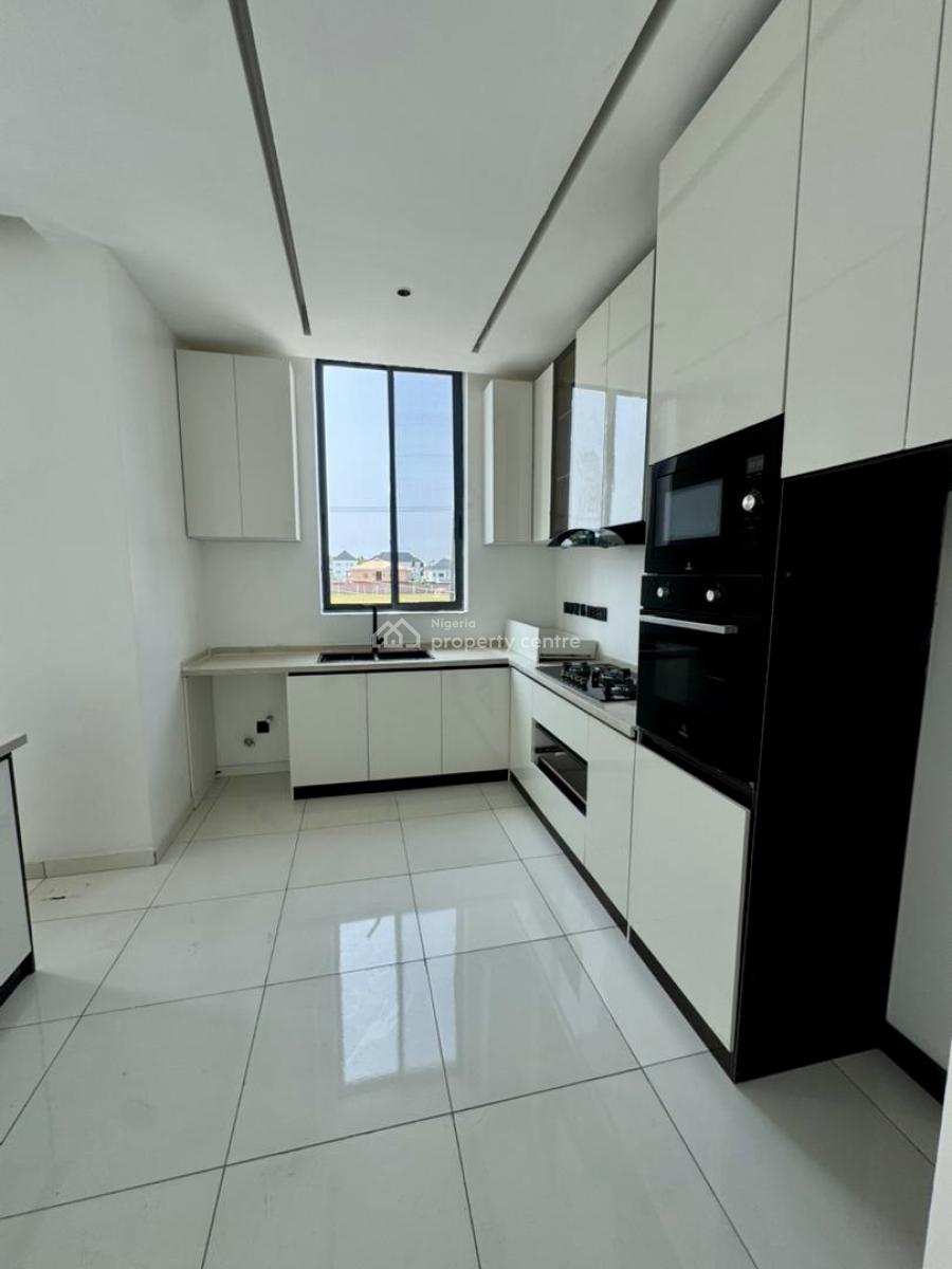 2-bedroom Apartment, Lekki Phase 1, Lekki, Lagos, Flat / Apartment for Sale