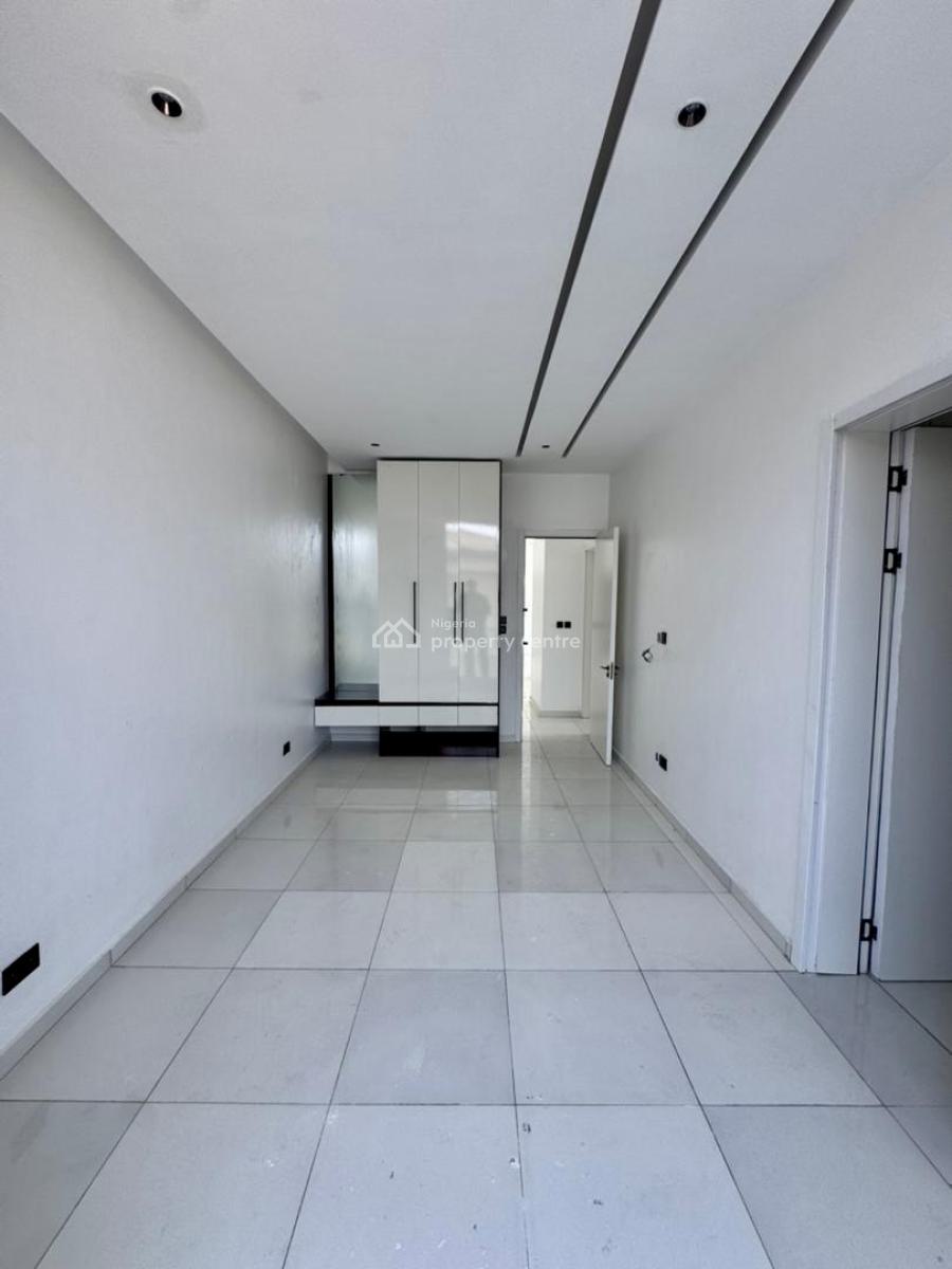 2-bedroom Apartment, Lekki Phase 1, Lekki, Lagos, Flat / Apartment for Sale