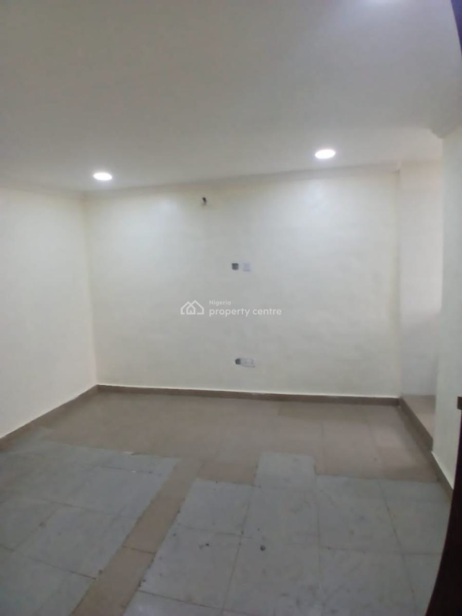 Newly Renovated 1 Bedroom Flats with a Pool in a Secured Location, Lekki Right, Lekki Phase 1, Lekki, Lagos, Mini Flat (room and Parlour) for Rent