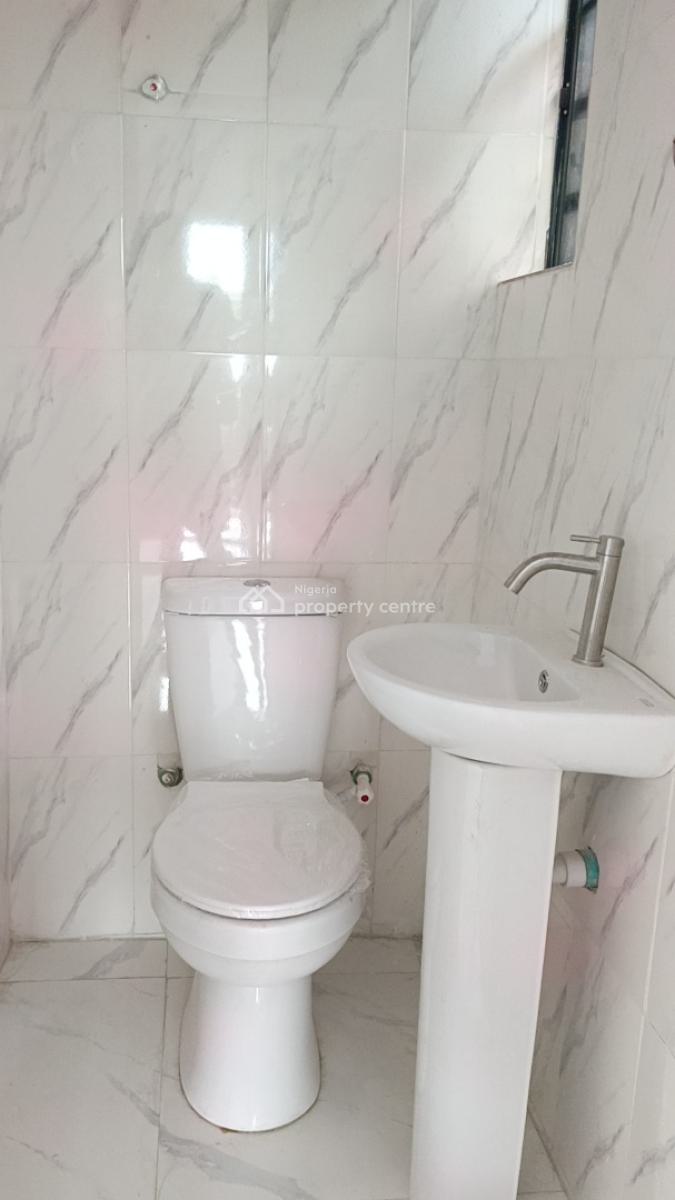 Smart Spacious Newly Built 2 Bedrooms Apartment Upstairs., Abraham Adesanya Axis, Ogombo, Ajah, Lagos, Flat / Apartment for Rent