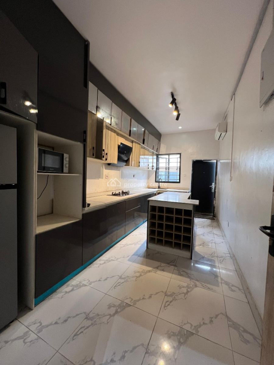 4 Bedroom Terrace House, Orchid Road, Lafiaji, Lekki, Lagos, Terraced Duplex for Sale