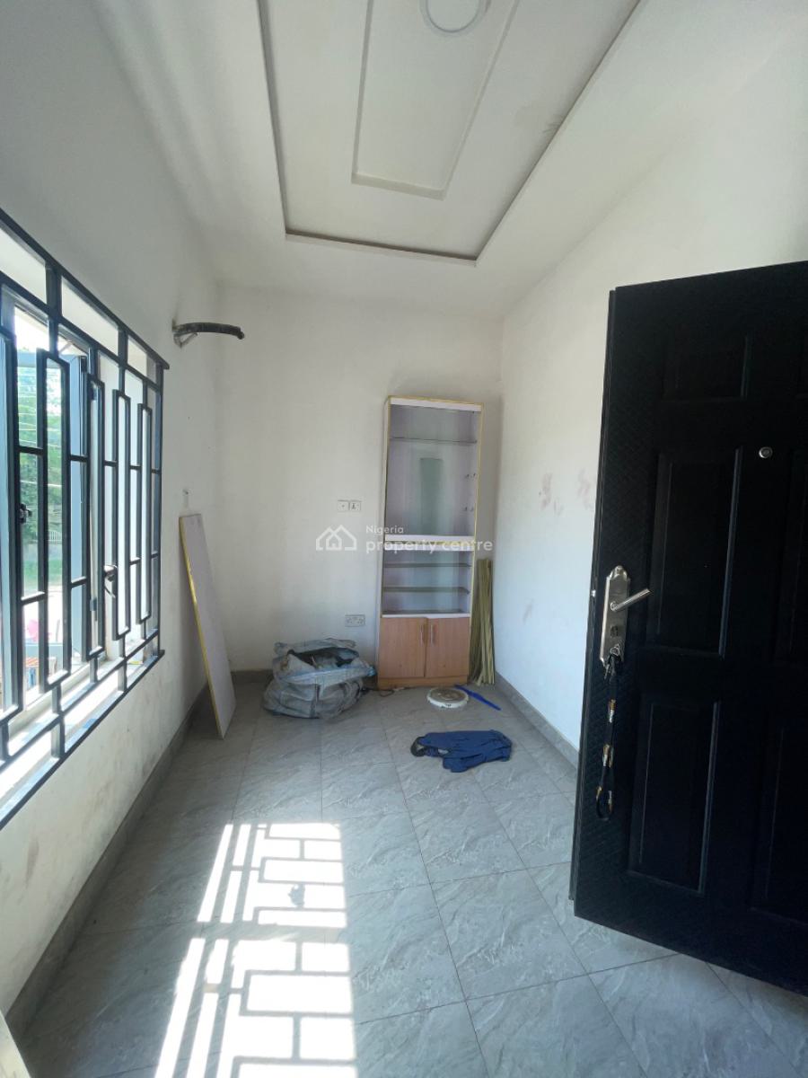 a Spacious Shop/ Office Space, Along Mobil Road Ilaje Ajah, Lekki, Lagos, Shop for Rent