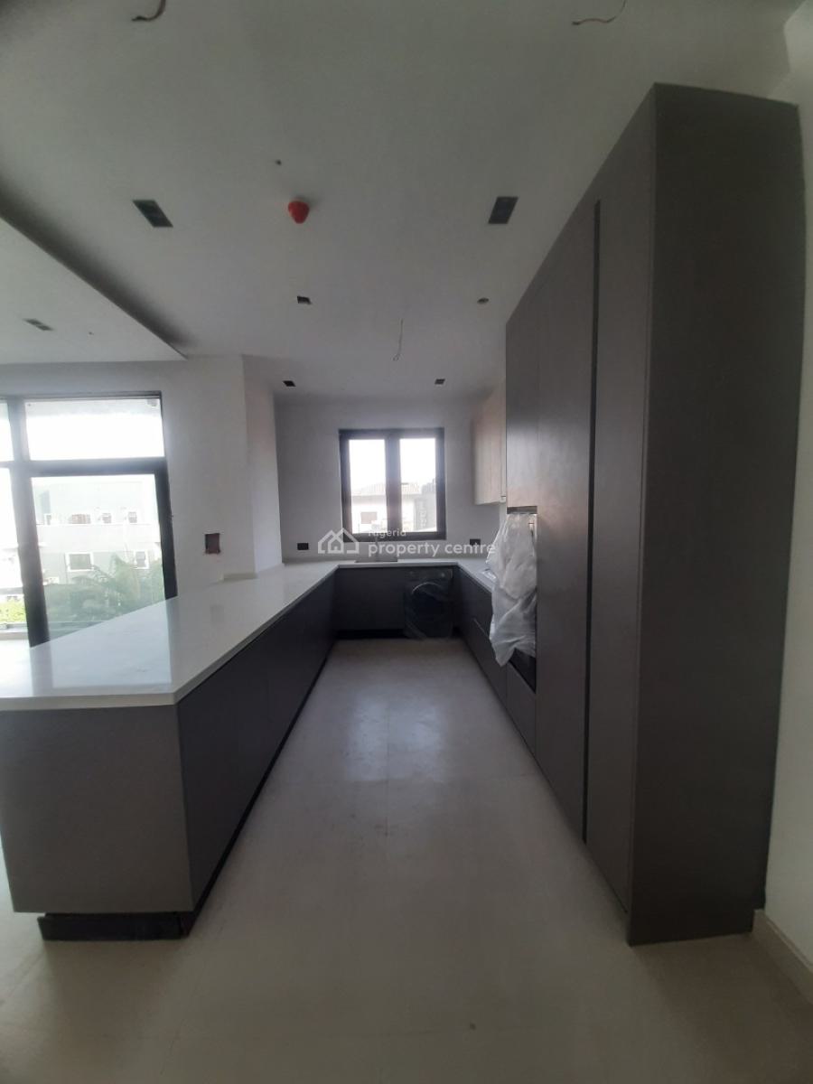2, Lekki Phase 1, Lekki, Lagos, Flat / Apartment for Sale