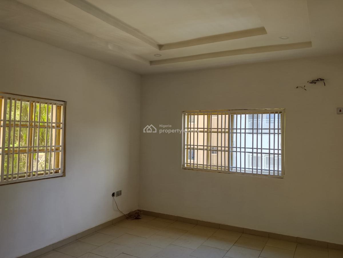 Clean and Spacious 2 Bedroom Apartment, By Area 1 Around About, Area 1, Garki, Abuja, Flat / Apartment for Rent