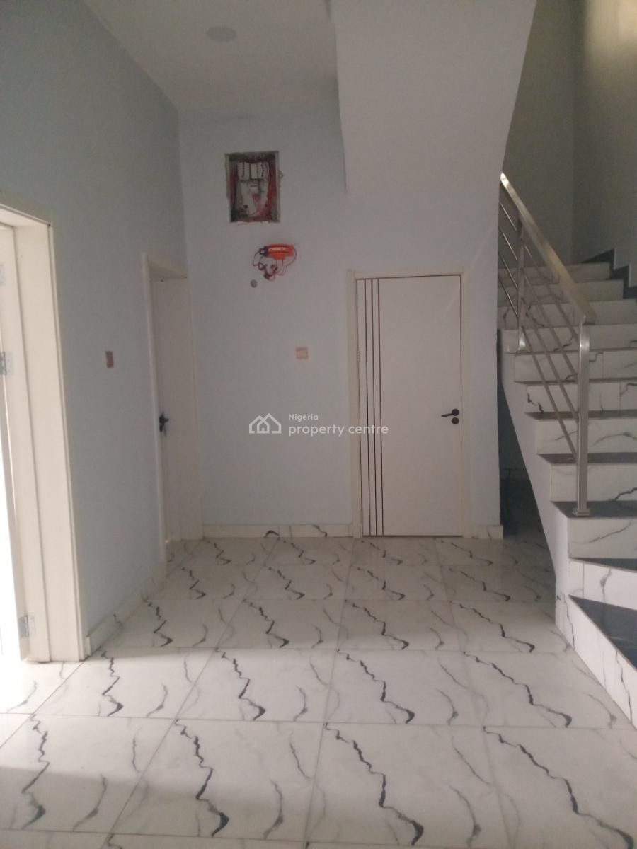 Luxury Sharp 4 Bedroom Duplex Flat Mansion. Shared Compound, Shalom Estate, New Road, Awoyaya, Ibeju Lekki, Lagos, Semi-detached Duplex for Rent