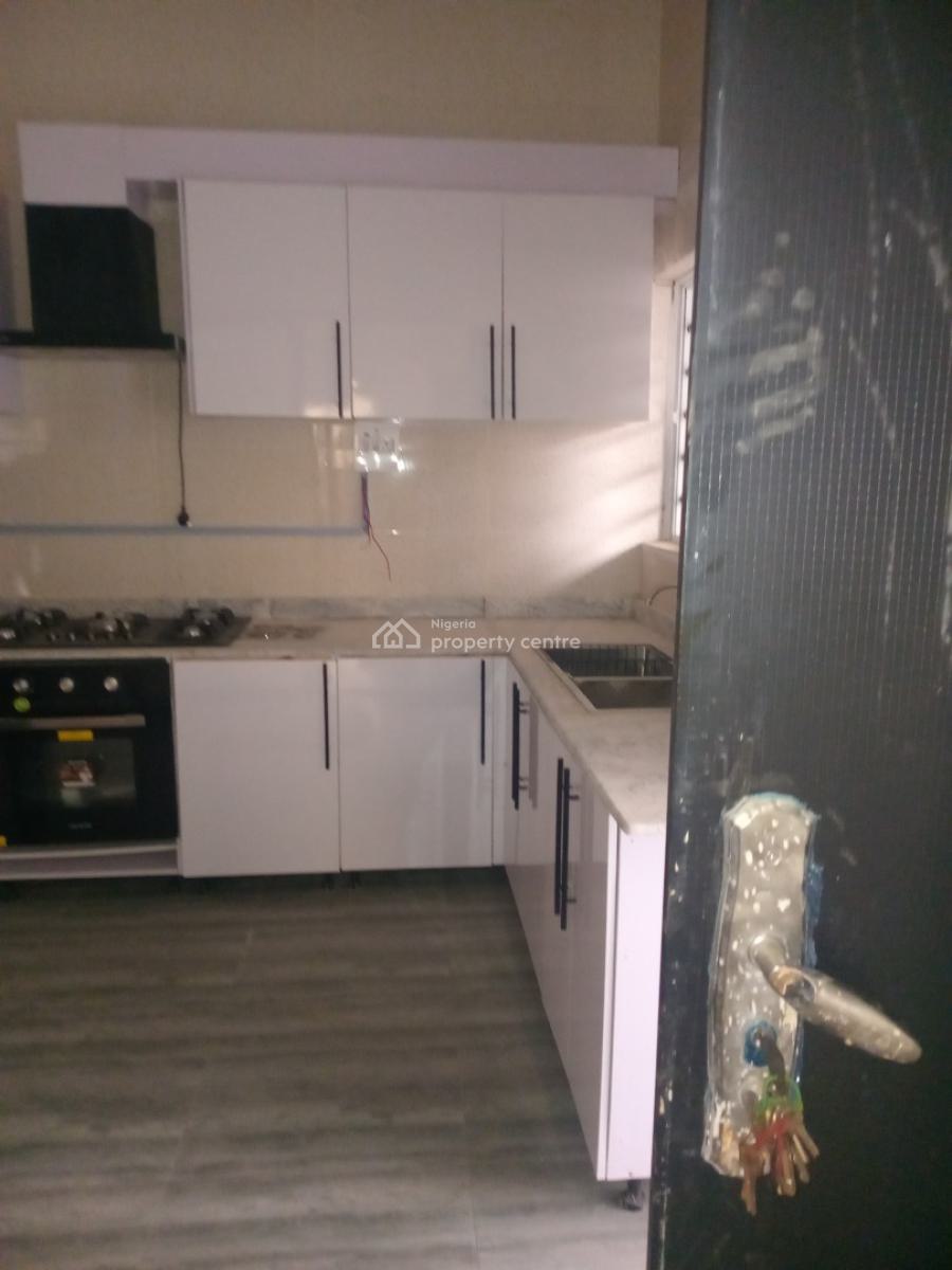 Luxury Sharp 4 Bedroom Duplex Flat Mansion. Shared Compound, Shalom Estate, New Road, Awoyaya, Ibeju Lekki, Lagos, Semi-detached Duplex for Rent