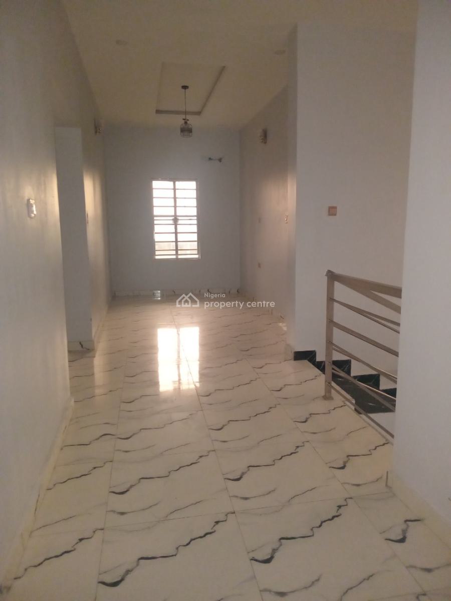 Luxury Sharp 4 Bedroom Duplex Flat Mansion. Shared Compound, Shalom Estate, New Road, Awoyaya, Ibeju Lekki, Lagos, Semi-detached Duplex for Rent