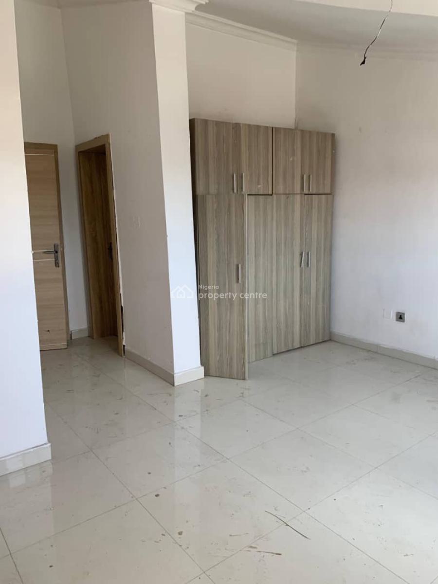 Nice Miniflat in a Serene Location, Millennium Estate, Off Admirality Way, Lekki, Lagos, Lekki Phase 1, Lekki, Lagos, Mini Flat (room and Parlour) for Rent