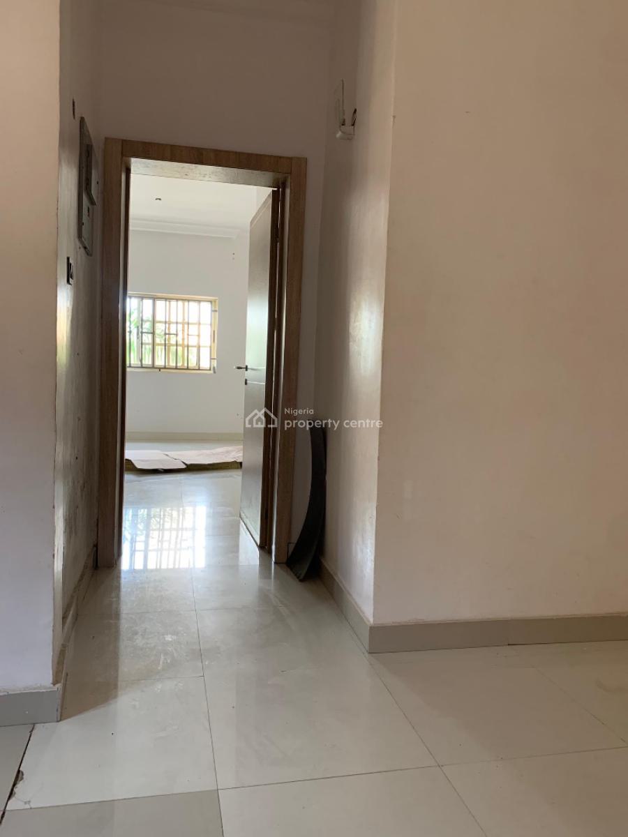 Nice Miniflat in a Serene Location, Millennium Estate, Off Admirality Way, Lekki, Lagos, Lekki Phase 1, Lekki, Lagos, Mini Flat (room and Parlour) for Rent