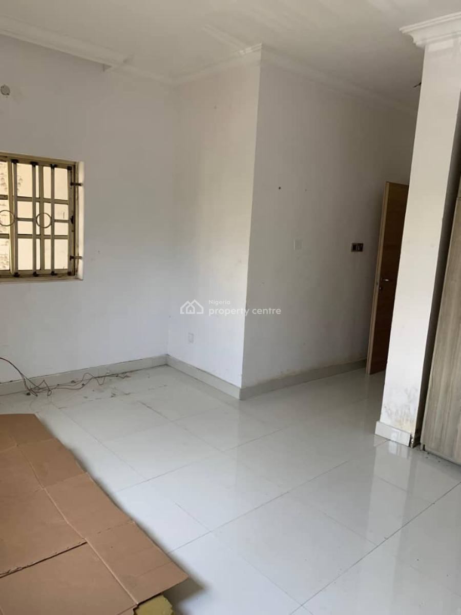 Nice Miniflat in a Serene Location, Millennium Estate, Off Admirality Way, Lekki, Lagos, Lekki Phase 1, Lekki, Lagos, Mini Flat (room and Parlour) for Rent