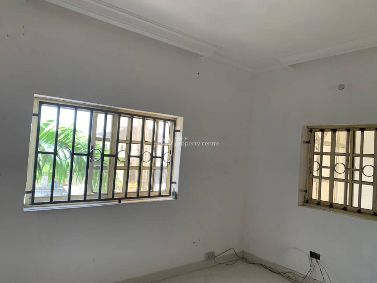 Nice Miniflat in a Serene Location, Millennium Estate, Off Admirality Way, Lekki, Lagos, Lekki Phase 1, Lekki, Lagos, Mini Flat (room and Parlour) for Rent