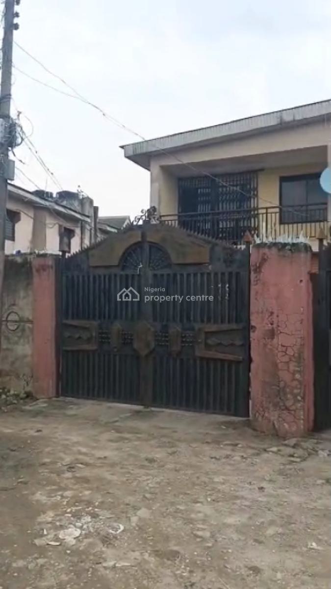 Block of Flats, Vacanizer Bustop, Akowonjo, Alimosho, Lagos, Block of Flats for Sale