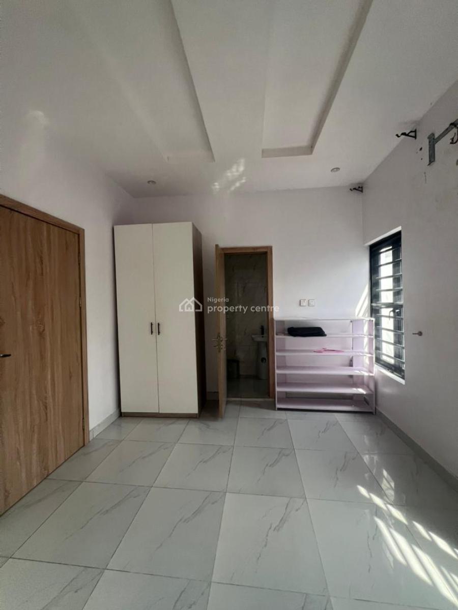 Specious Well Built 2 Bedroom Terrace Duplex, Orchi Before Round About, Lekki Phase 1, Lekki, Lagos, Terraced Duplex for Rent