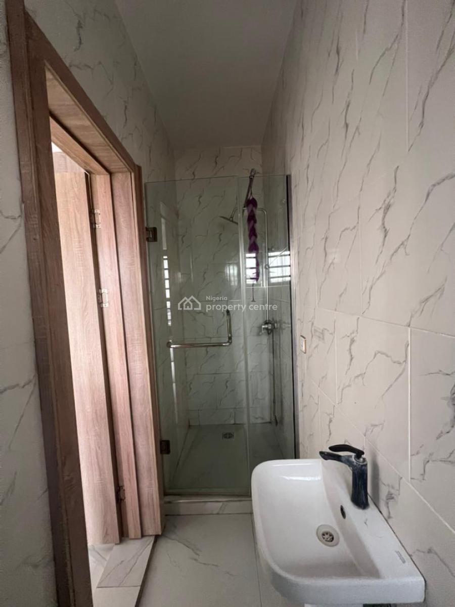 Specious Well Built 2 Bedroom Terrace Duplex, Orchi Before Round About, Lekki Phase 1, Lekki, Lagos, Terraced Duplex for Rent