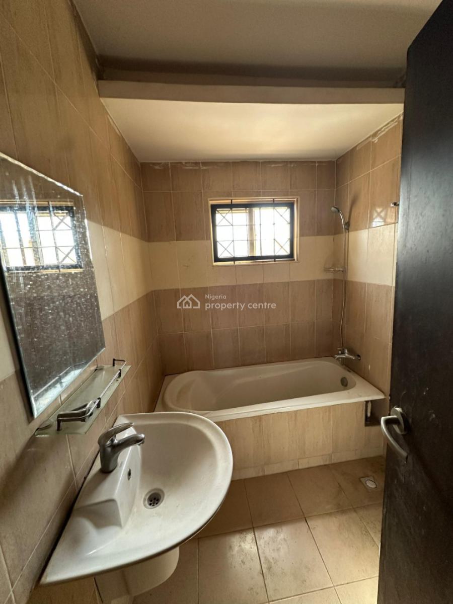 Well Finished 4 Bedroom Fully Detached Duplex with Bq, Gwarinpa, Abuja, Detached Duplex for Rent