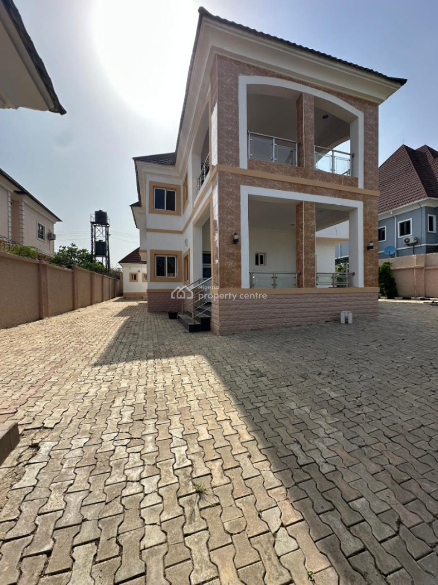 Well Finished 4 Bedroom Fully Detached Duplex with Bq, Gwarinpa, Abuja, Detached Duplex for Rent