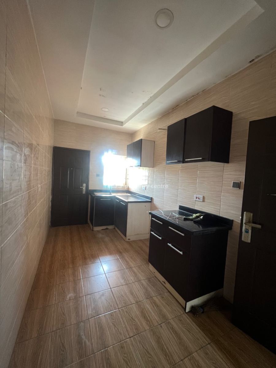 2 Bedroom Flat, Green Land Estate, Ogombo, Ajah, Lagos, Flat / Apartment for Rent
