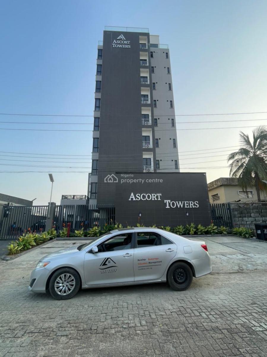 3 Bedroom Penthouse, Lekki Phase 1, Lekki, Lagos, Flat / Apartment for Sale