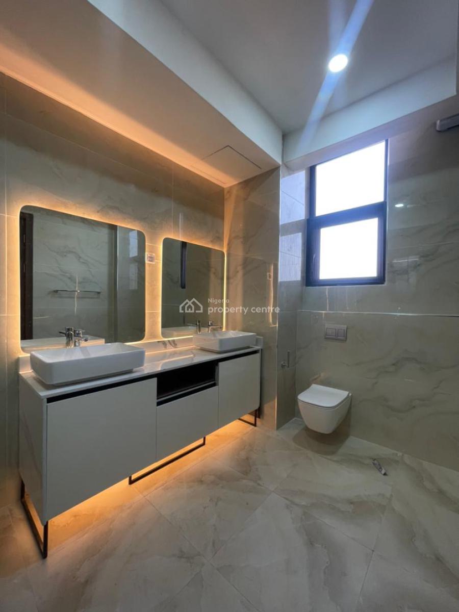 3 Bedroom Penthouse, Lekki Phase 1, Lekki, Lagos, Flat / Apartment for Sale