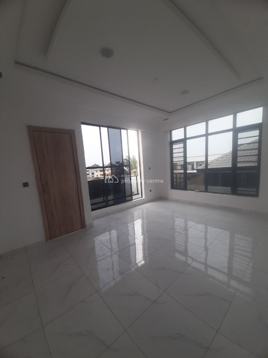 2 Bedroom, Before Chevron Drive 2nd Toll Gate, Ologolo, Lekki, Lagos, Flat / Apartment for Sale