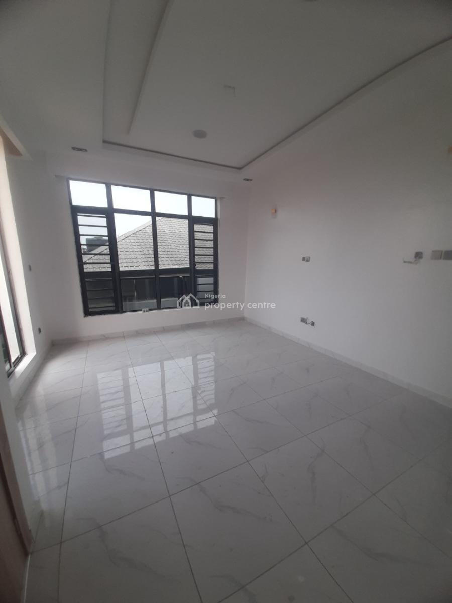 2 Bedroom, Before Chevron Drive 2nd Toll Gate, Ologolo, Lekki, Lagos, Flat / Apartment for Sale