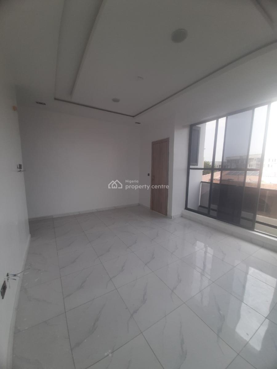 2 Bedroom, Before Chevron Drive 2nd Toll Gate, Ologolo, Lekki, Lagos, Flat / Apartment for Sale