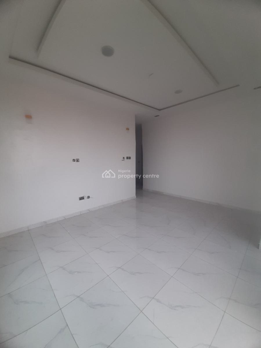 2 Bedroom, Before Chevron Drive 2nd Toll Gate, Ologolo, Lekki, Lagos, Flat / Apartment for Sale