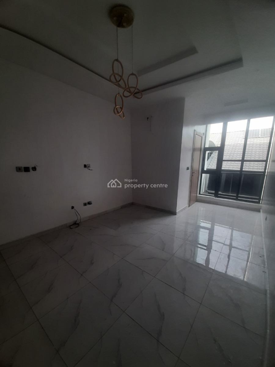 2 Bedroom, Before Chevron Drive 2nd Toll Gate, Ologolo, Lekki, Lagos, Flat / Apartment for Sale