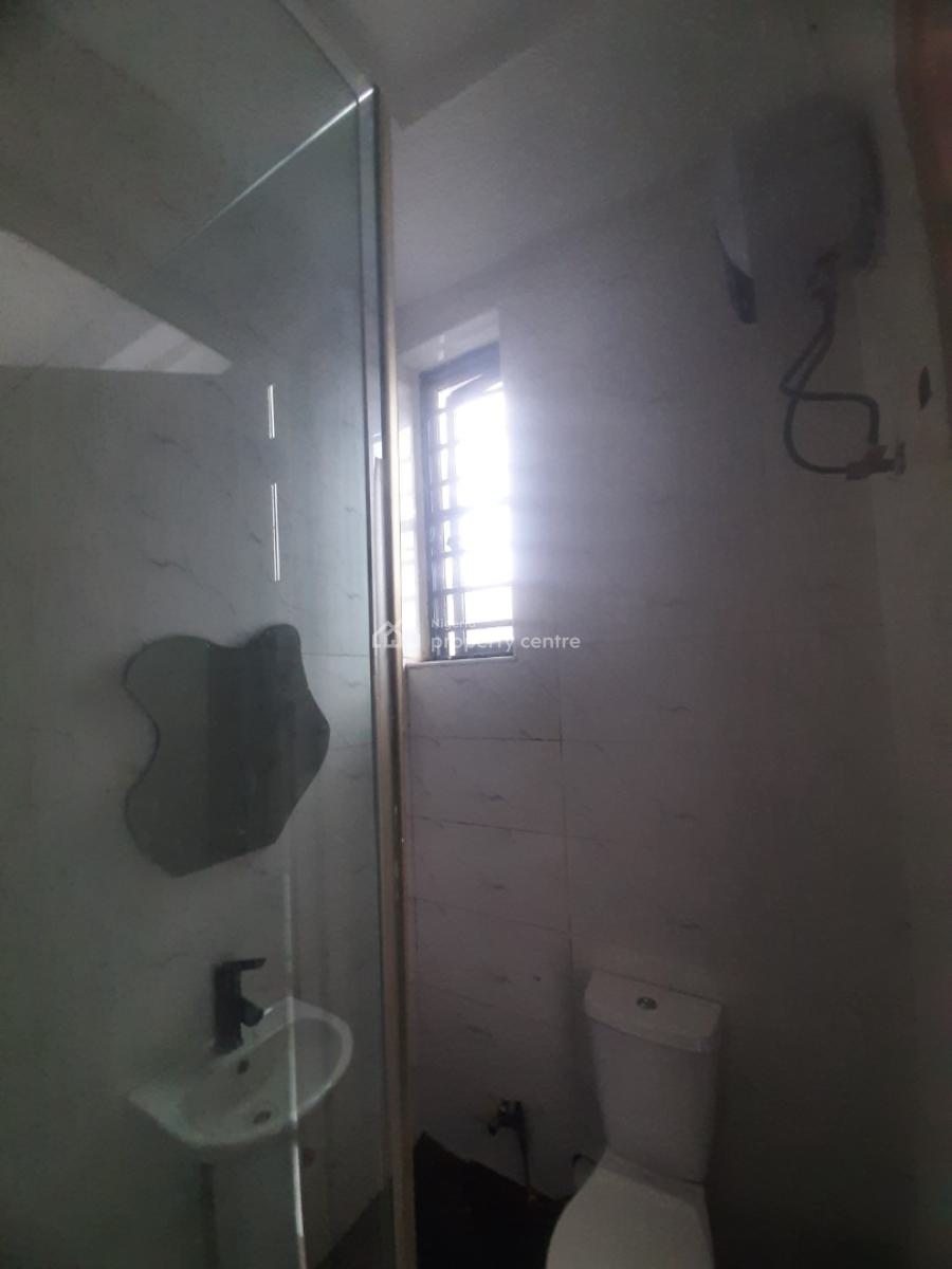 2 Bedroom, Before Chevron Drive 2nd Toll Gate, Ologolo, Lekki, Lagos, Flat / Apartment for Sale
