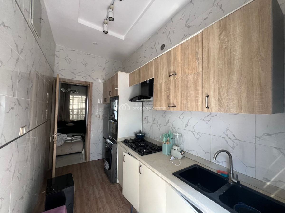Standard 3 Bedroom Terrace Duplex, Ikota, Lekki, Lagos, Terraced Duplex for Rent