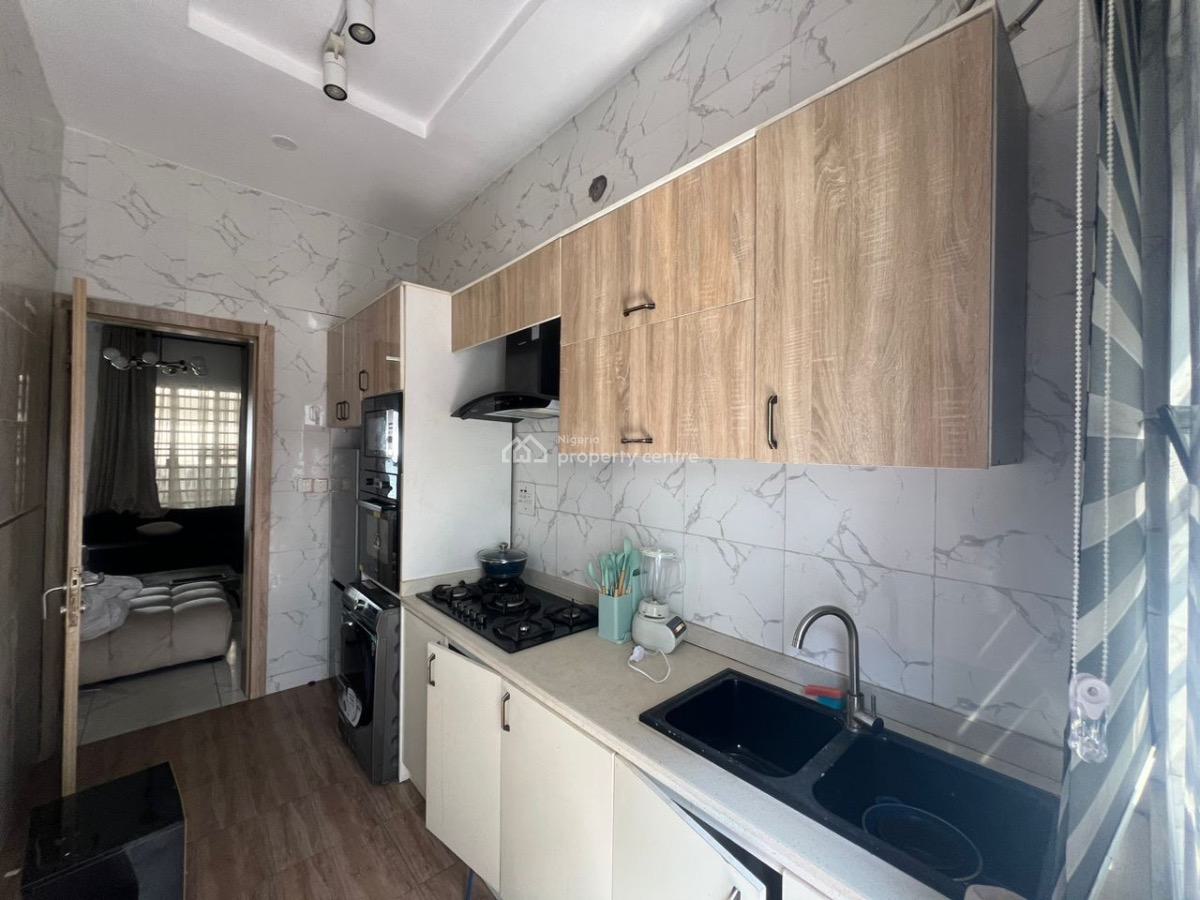 Standard 3 Bedroom Terrace Duplex, Ikota, Lekki, Lagos, Terraced Duplex for Rent