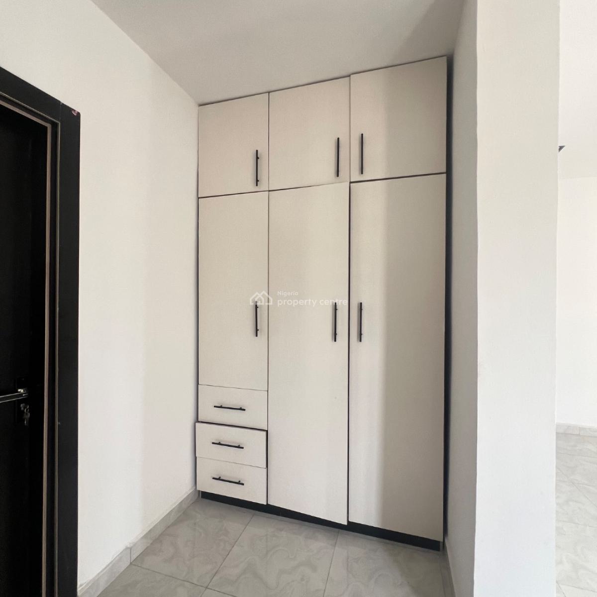 4 Bedroom with Bq, Ajah, Lagos, Detached Duplex for Sale