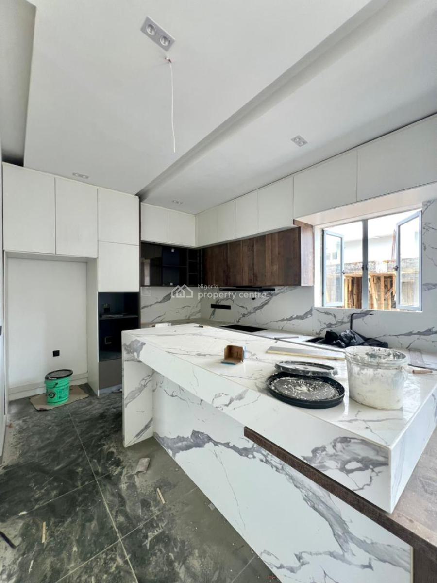 Exquisite 4 Bedroom Terrace Duplex with Bq, Lekki Phase 1, Lekki, Lagos, Terraced Duplex for Sale