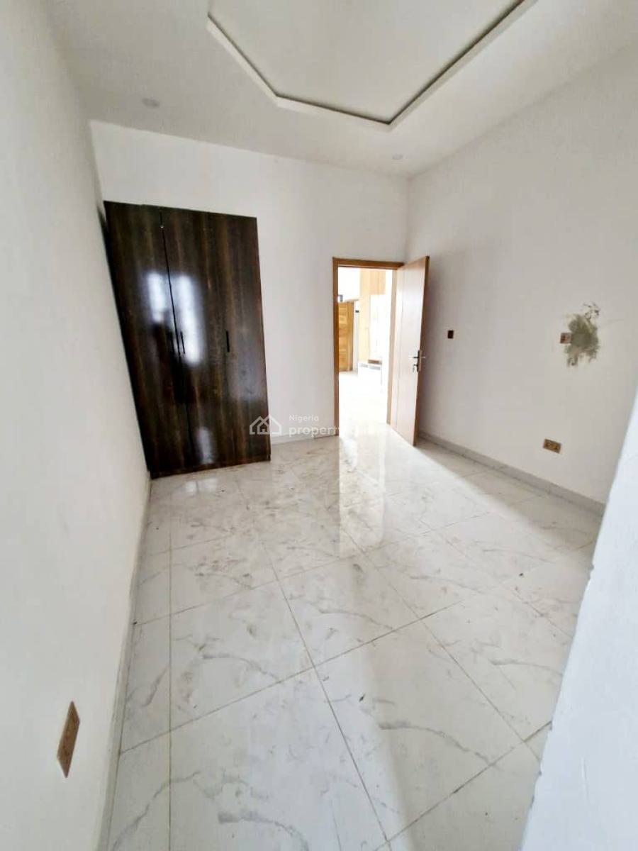 Luxurious 1 Bedroom Apartment, Orchid, Lekki Phase 2, Lekki, Lagos, Flat / Apartment for Sale