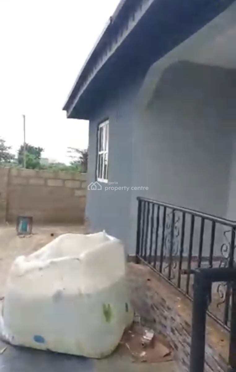 2 Bedroom Bungalow, Abule Eko, Ijede, Ikorodu, Lagos, Semi-detached Bungalow for Rent