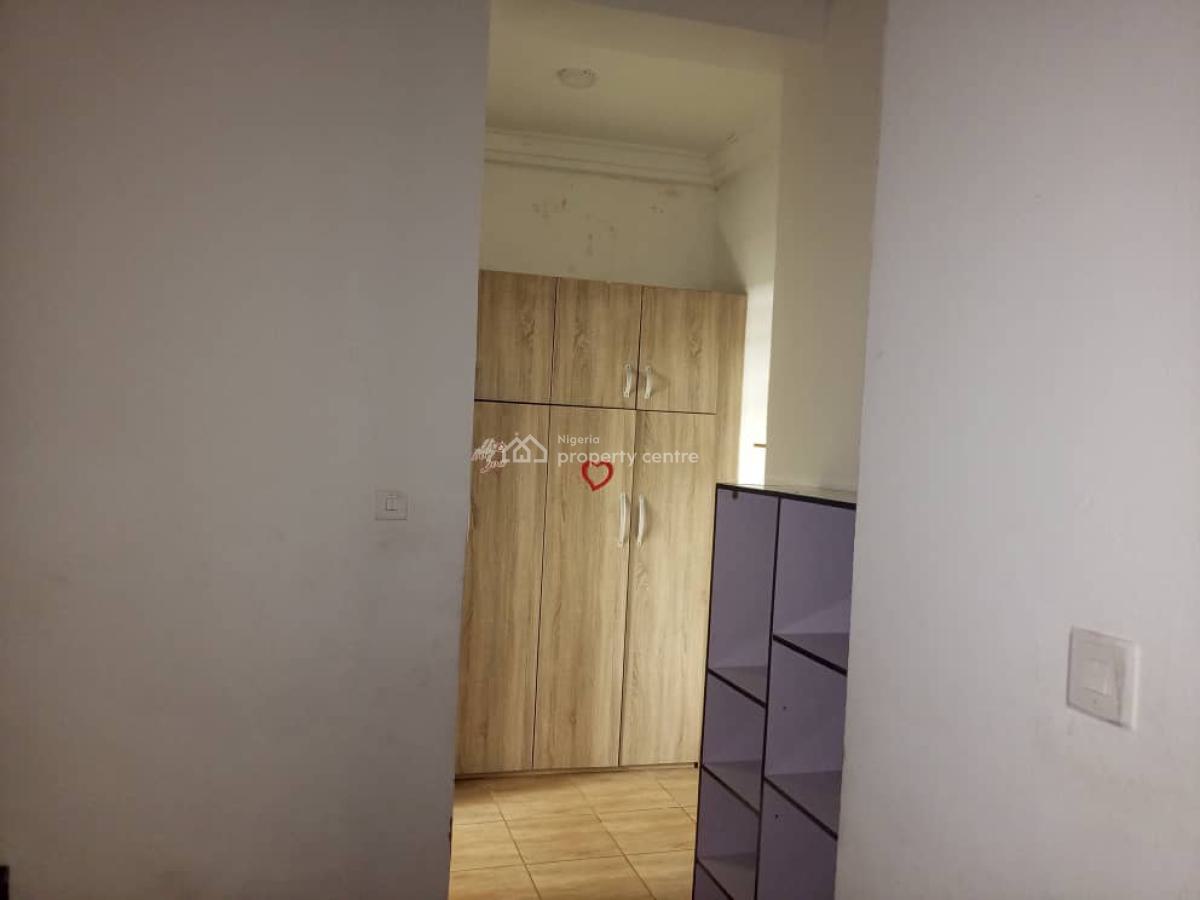 Fully Furnished 3 Bedroom Flat First Floor, Off 3rd Avenue, Gwarinpa, Abuja, Flat / Apartment for Rent