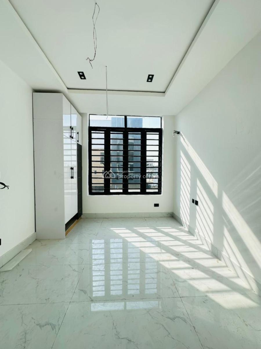 Beautifully Carved 2bedroom Apartment with Elevator in Lekki Phase 1, Lekki Phase One ,lekki ,lagos ,nigeria, Lekki Phase 1, Lekki, Lagos, Flat / Apartment for Sale