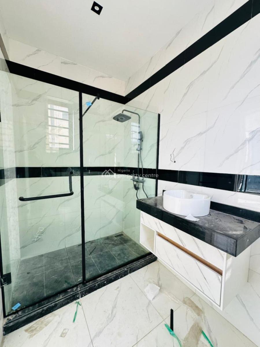 Beautifully Carved 2bedroom Apartment with Elevator in Lekki Phase 1, Lekki Phase One ,lekki ,lagos ,nigeria, Lekki Phase 1, Lekki, Lagos, Flat / Apartment for Sale