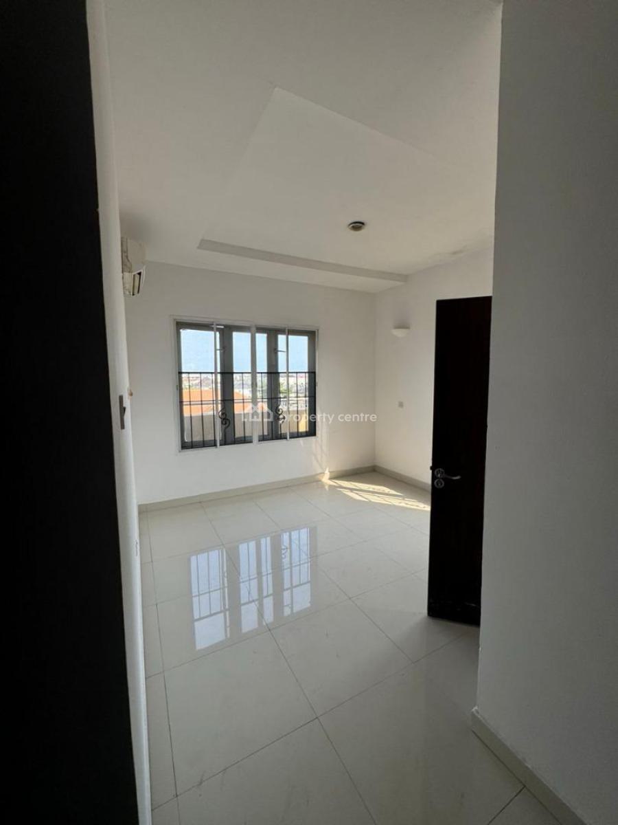 Spacious 3-bedroom Apartment with Bq, Lekki, Lagos, Lekki Phase 2, Lekki, Lagos, Flat / Apartment for Rent