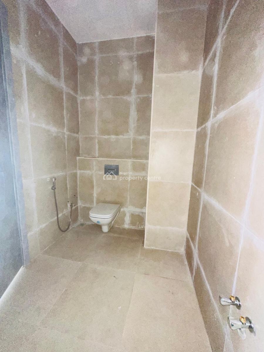 Spaciously Built 3&2bed Apartment with Swimming Pool ,gym &elevator, Lekki Phase One ,lekki ,lagos ,nigeria, Lekki Phase 1, Lekki, Lagos, Flat / Apartment for Sale