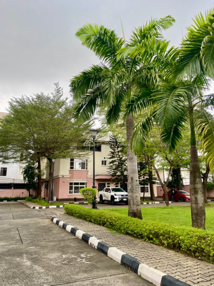 Elegant & Homely 4-bedroom Duplex, Banana Island, Ikoyi, Lagos, Flat / Apartment Short Let