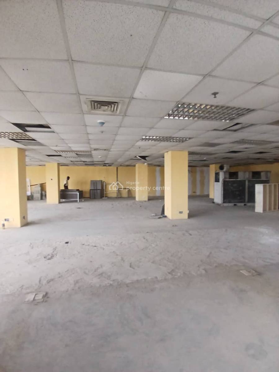 Fully Serviced 300sqm Open Office Space (3rd Floor), Victoria Island (vi), Lagos, Office Space for Rent