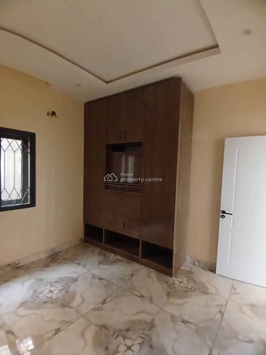Brand New 2 Bedroom Block of Flat, Guzape District Abuja Diplomatic Zone, Guzape District, Abuja, House for Rent