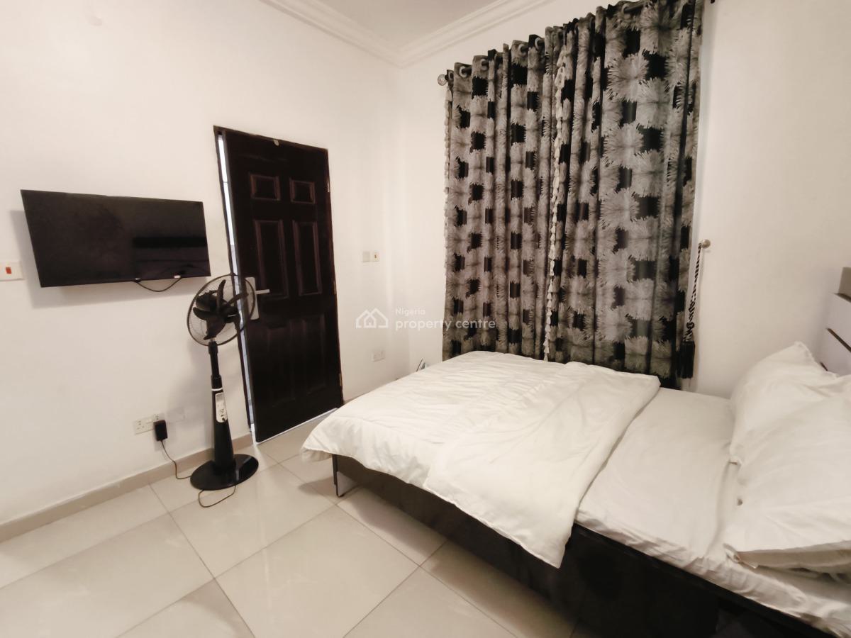 2 Bedroom Flat with Ps5 & Snooker, Oral Estate, Ikota Lekki, Ikota, Lekki, Lagos, Flat / Apartment Short Let